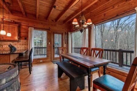 Family Fun-Relax-Mtn View-Game Rm-Hottub Villa Blue Ridge Exteriör bild